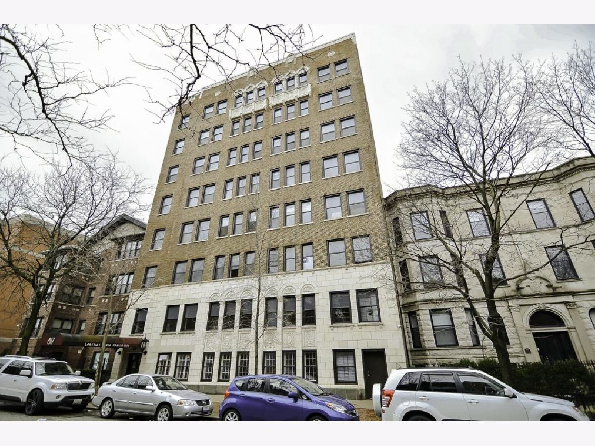  Rented Chicago Illinois, 817 Lakeside