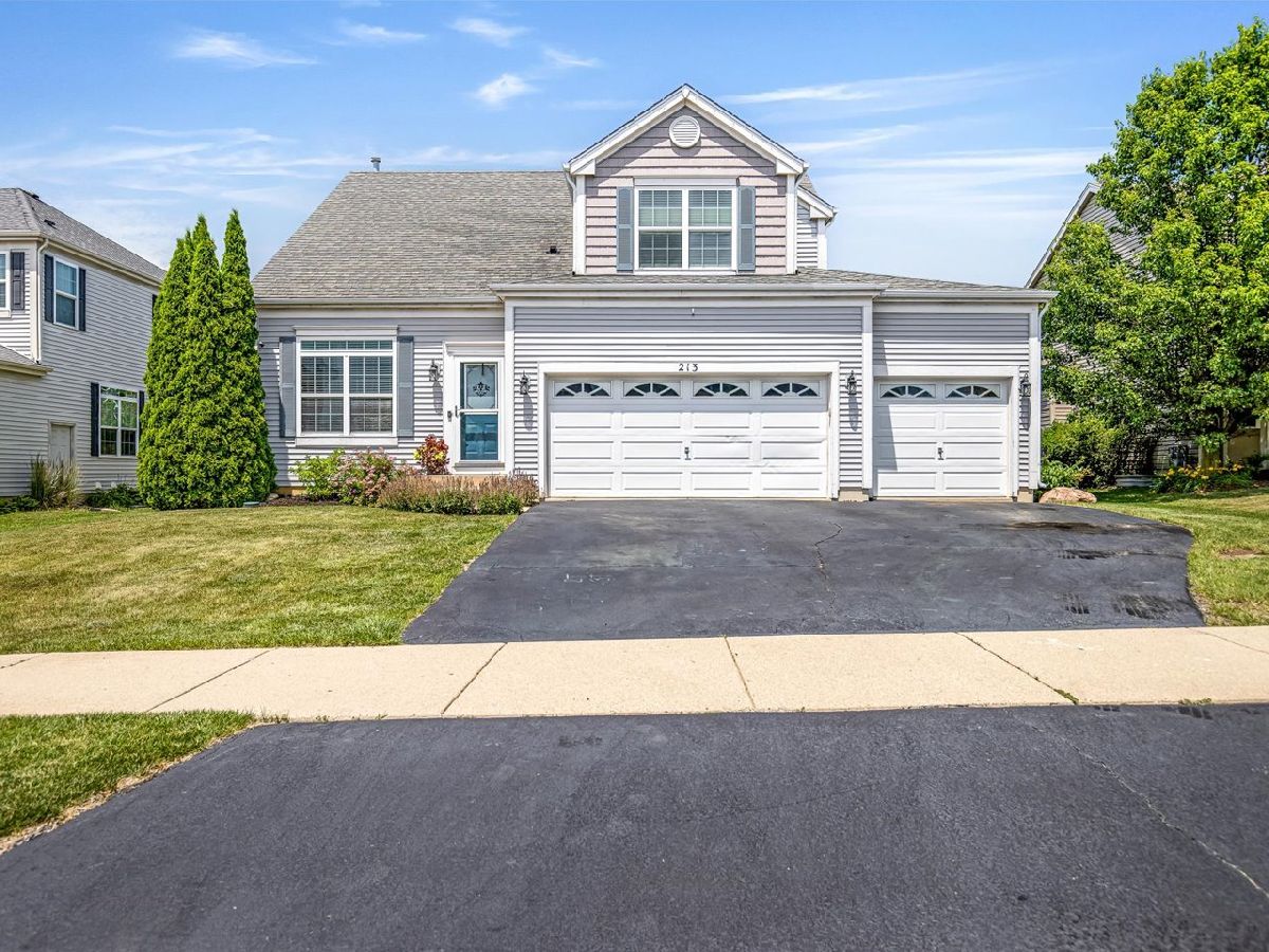  For Sale Woodstock Illinois, 213 Fieldstone Drive