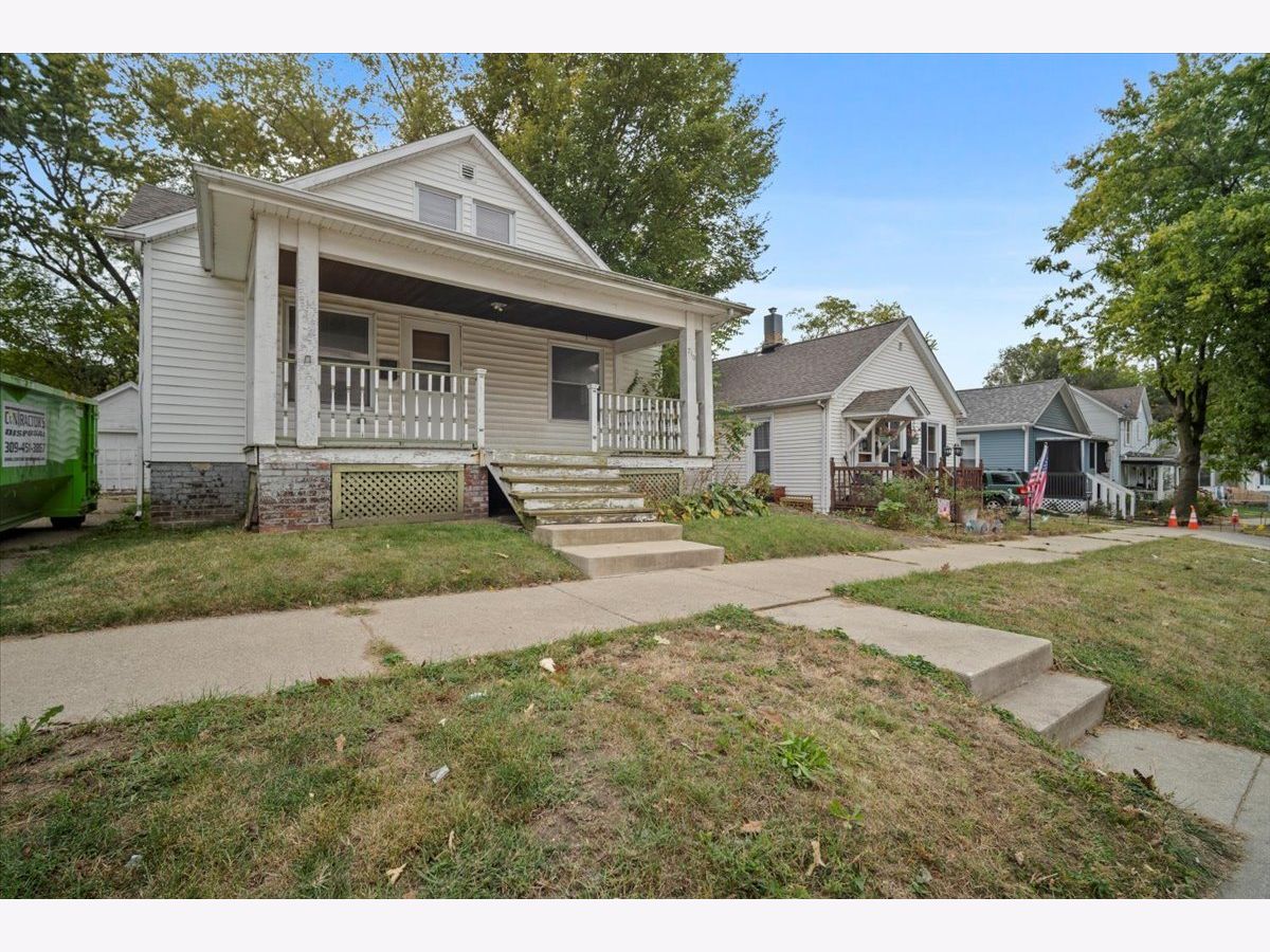  For Sale Bloomington Illinois, 710 Jefferson Street