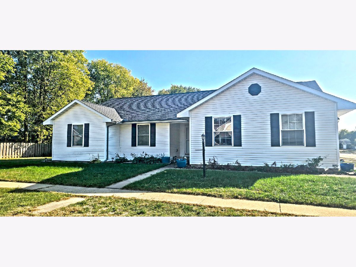  For Sale Urbana Illinois, 1913 Newport Drive