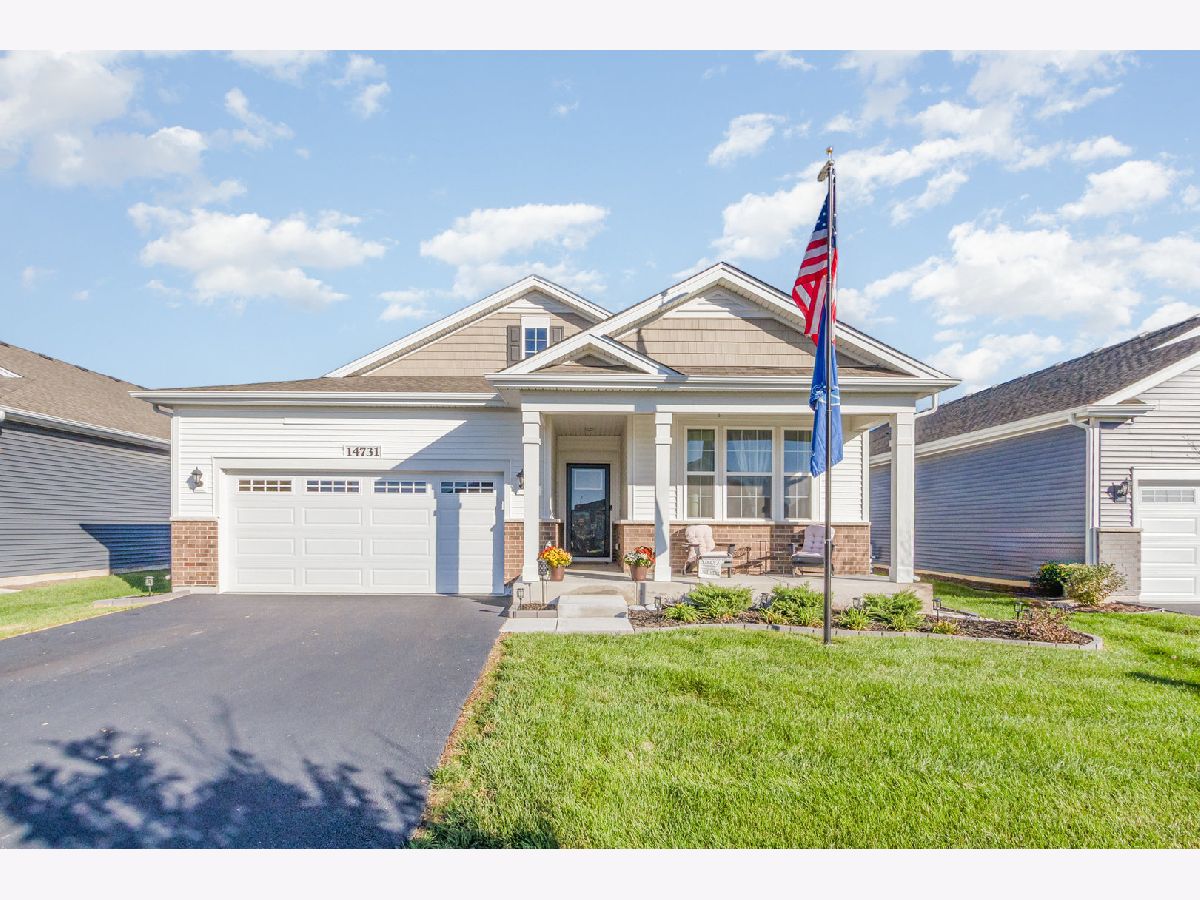 Homes For Sale Greenbriar Plainfield Illinois, 14731 Azalia Circle