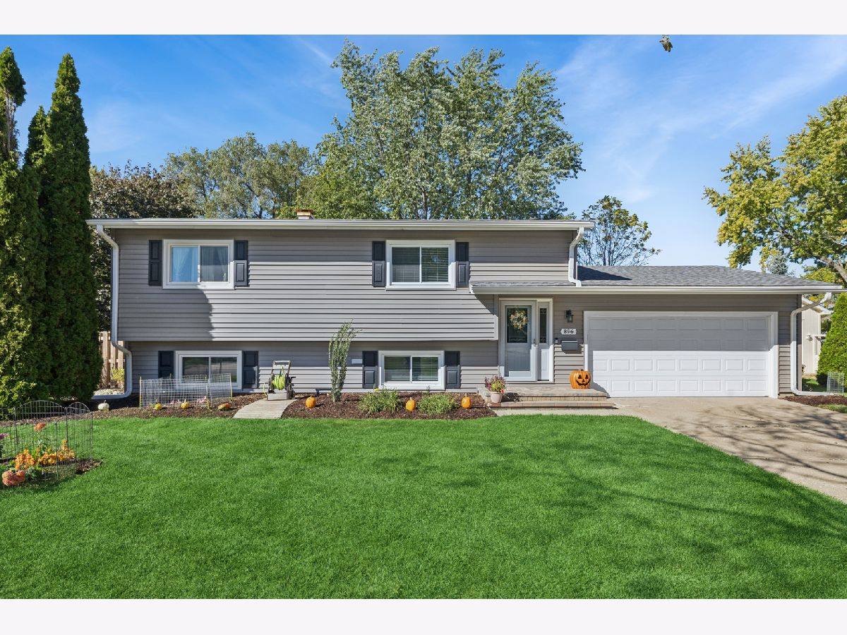  Sold Crystal Lake Illinois, 896 Canterbury