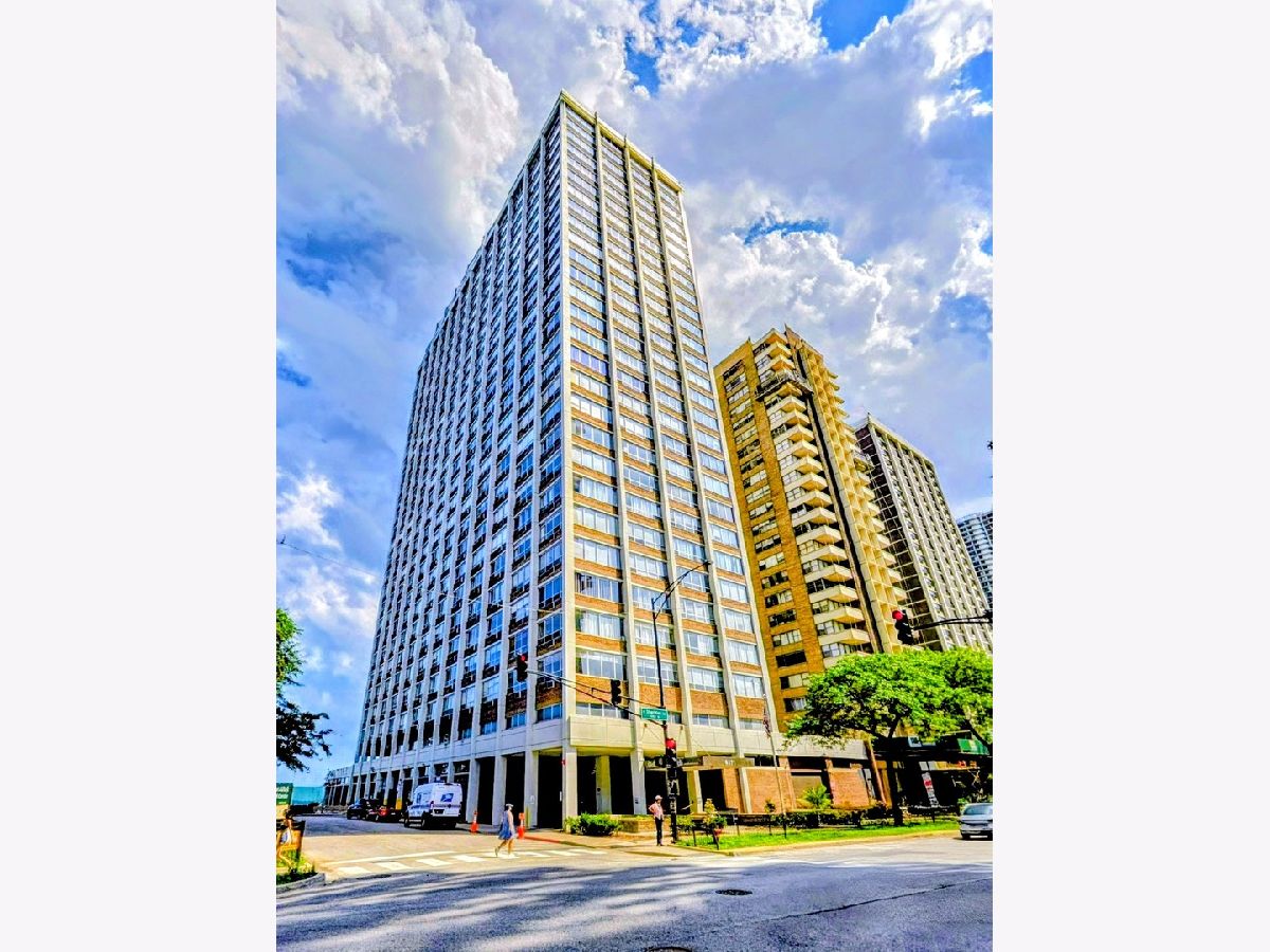 For Sale Chicago Illinois, 6171 Sheridan Road