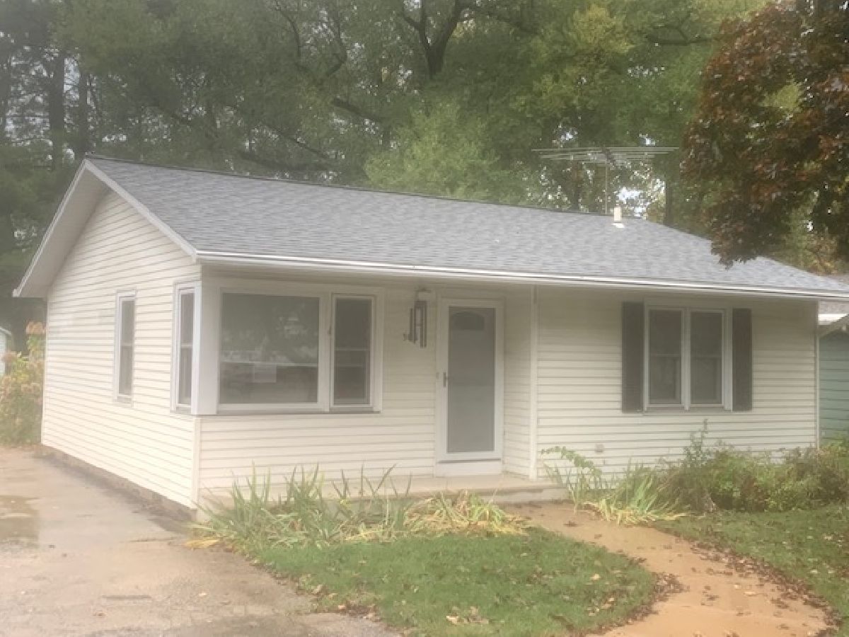  For Sale Yorkville Illinois, 303 Fox Road