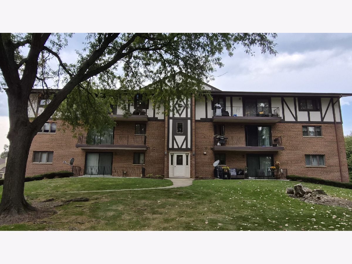  For Sale Palos Hills Illinois, 10845 84th Avenue