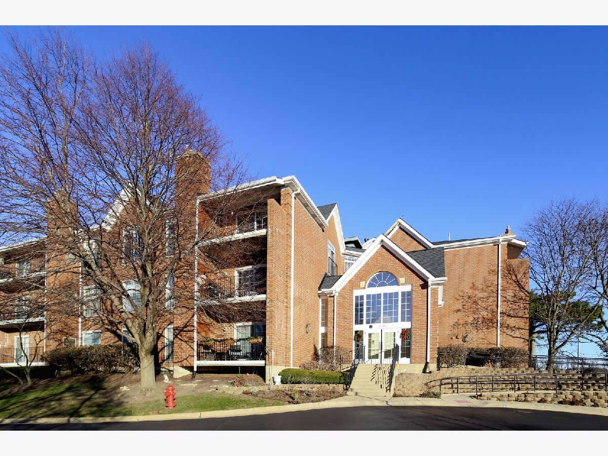 For Sale St Charles Illinois, 91 Hunt Club Drive