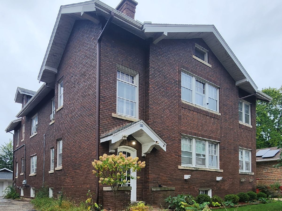  For Sale Waukegan Illinois, 415 Ridgeland Avenue