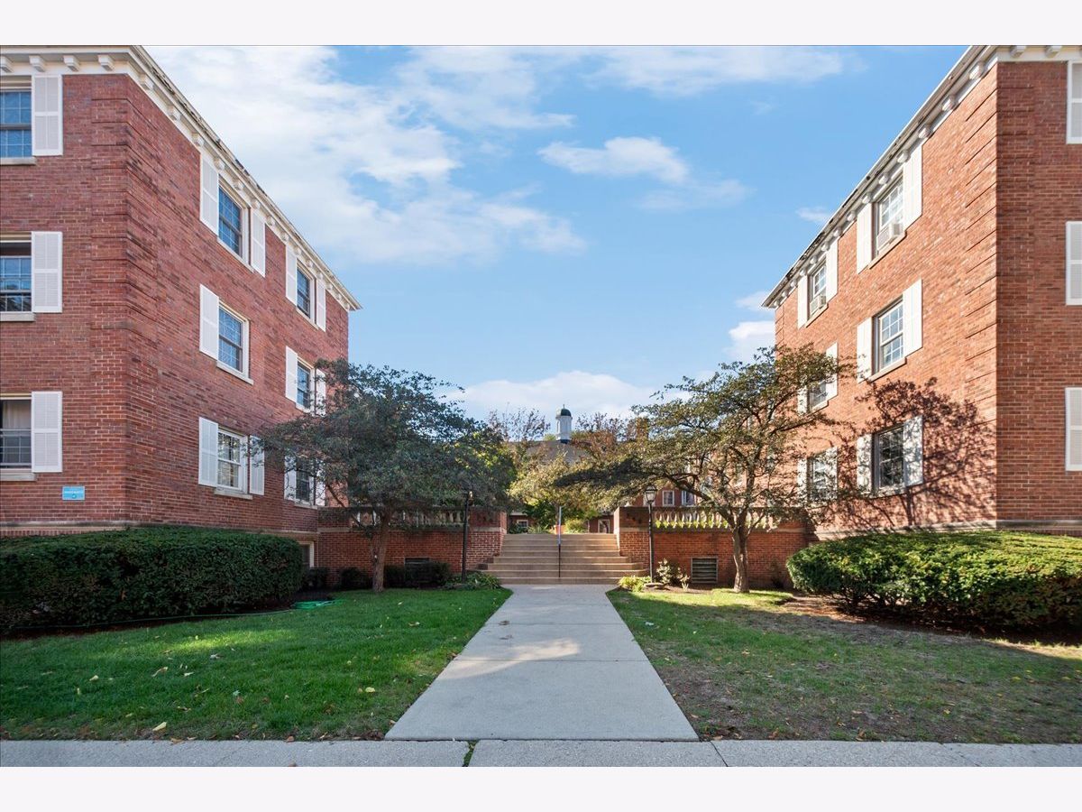  For Sale Evanston Illinois, 340 Ridge Avenue