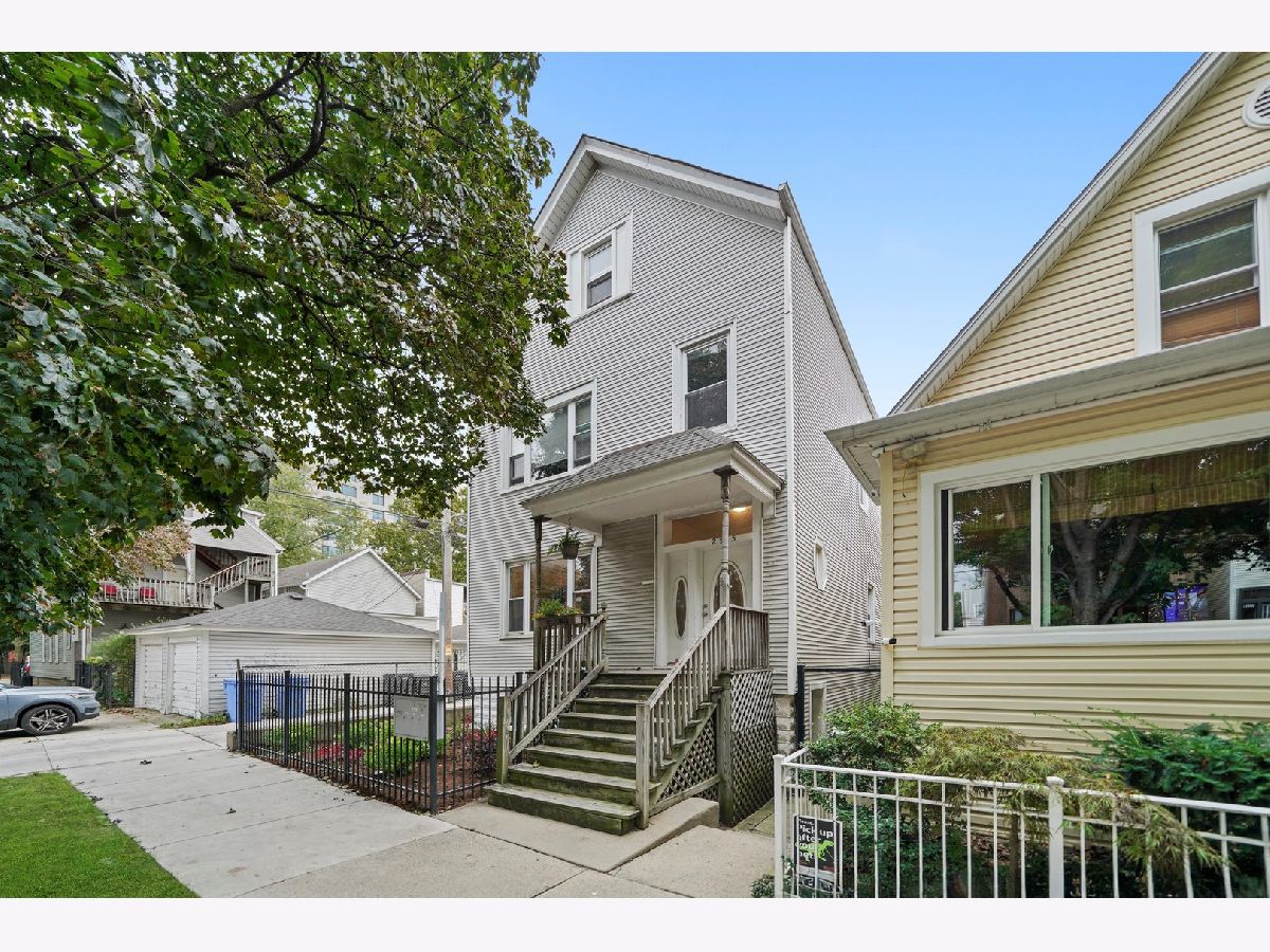  For Sale Chicago Illinois, 2515 Charleston Street