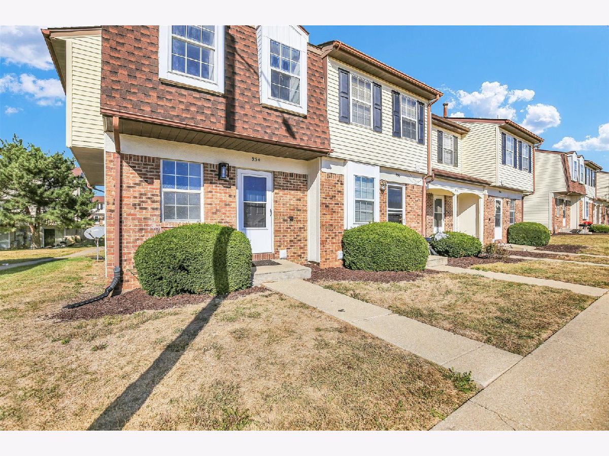  For Sale Champaign Illinois, 934 Pomona Drive