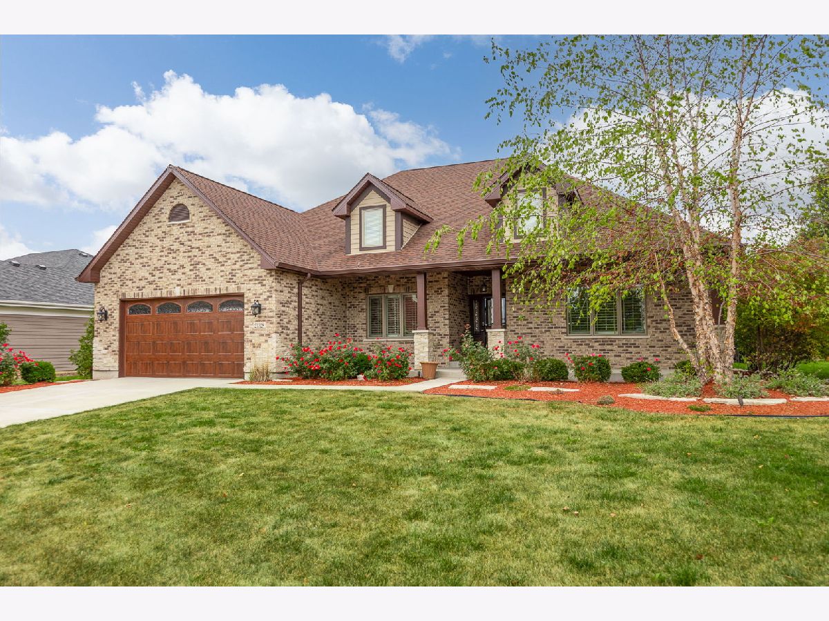 Homes For Sale Westminster Gardens Shorewood Illinois, 21328 Westminster Lane