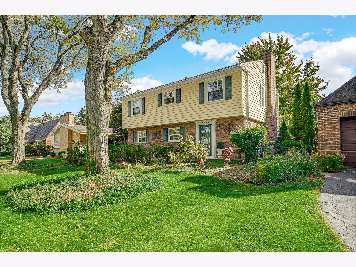  For Sale Flossmoor Illinois, 2122 Evans Road