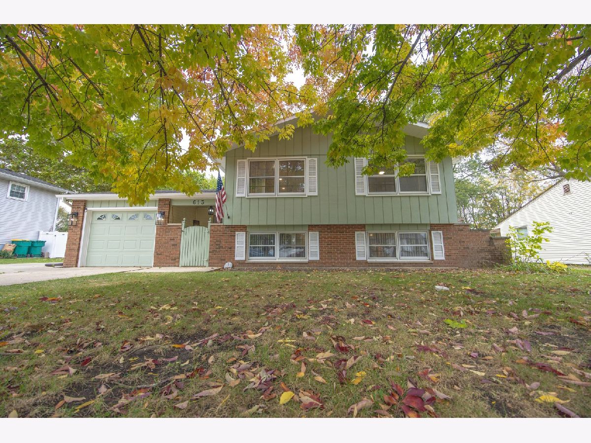  For Sale Joliet Illinois, 613 Westnedge Road