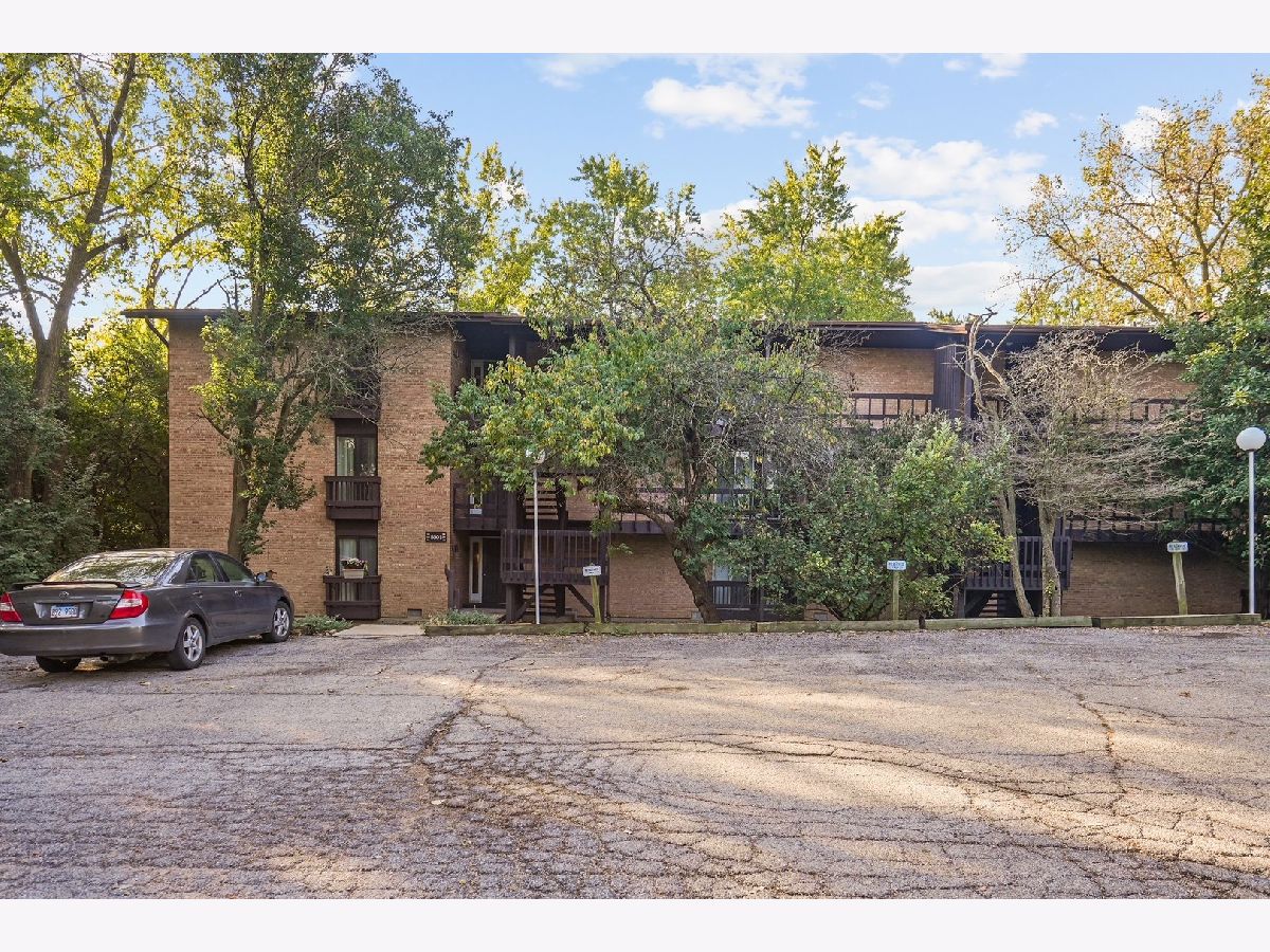  For Sale Lisle Illinois, 5501 Lakeside Drive