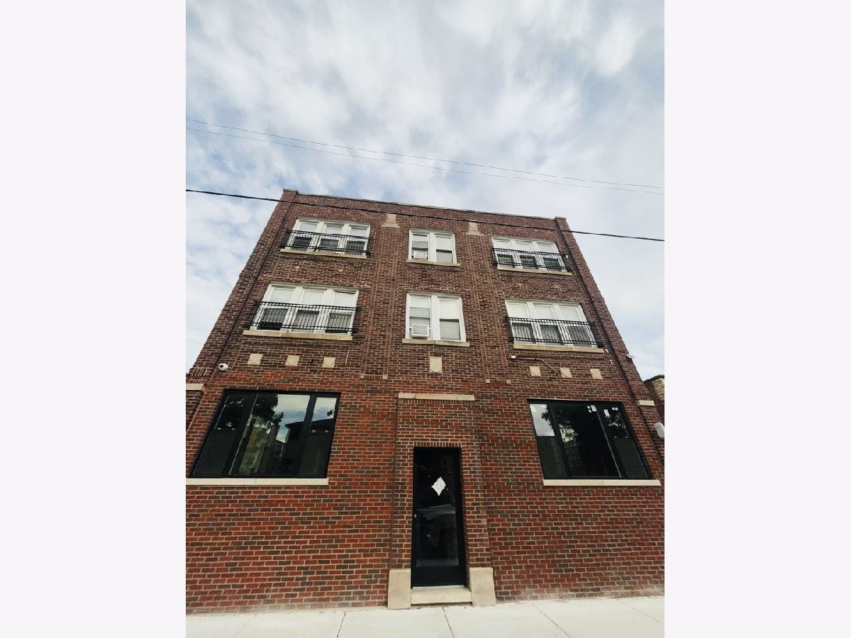 For Rent Chicago Illinois, 5852 Higgins