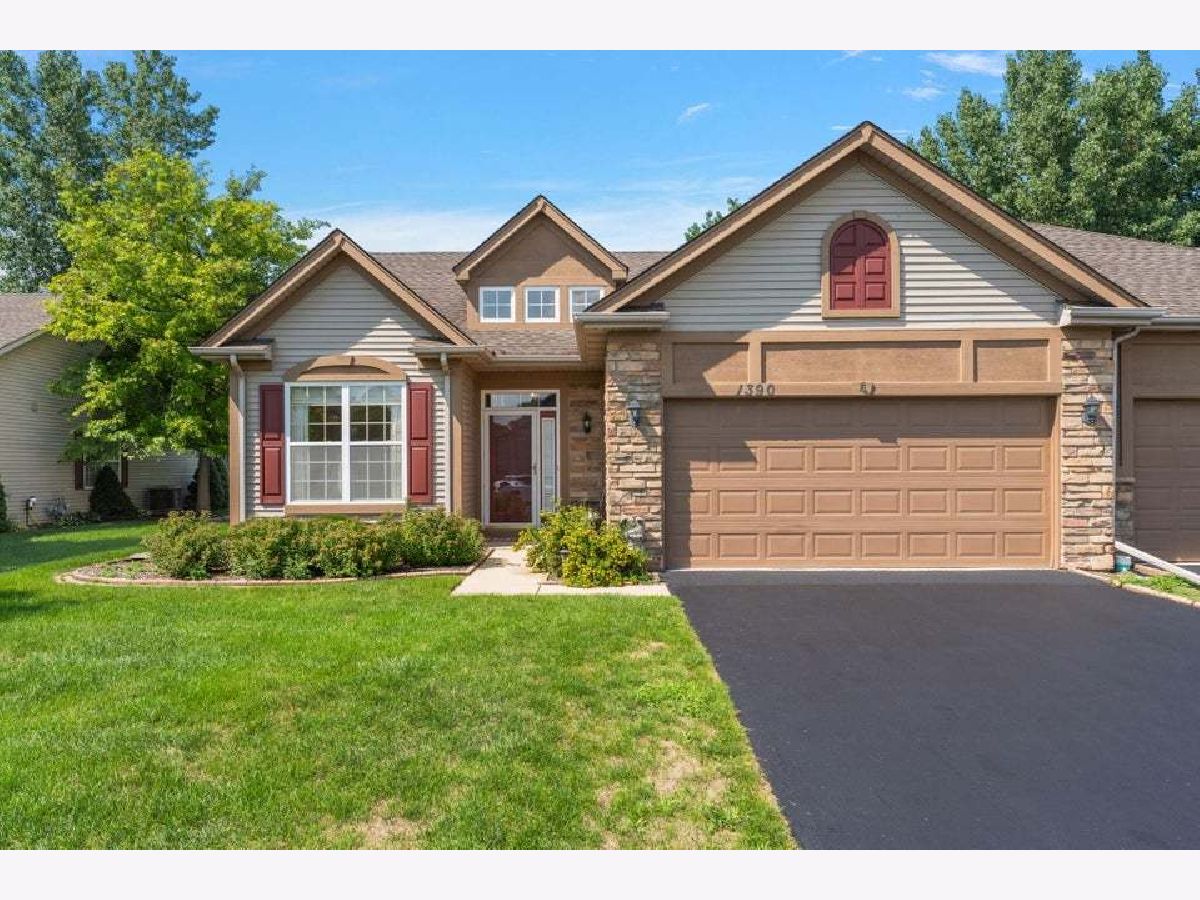  For Sale Schererville Indiana, 1390 Mackinaw Place