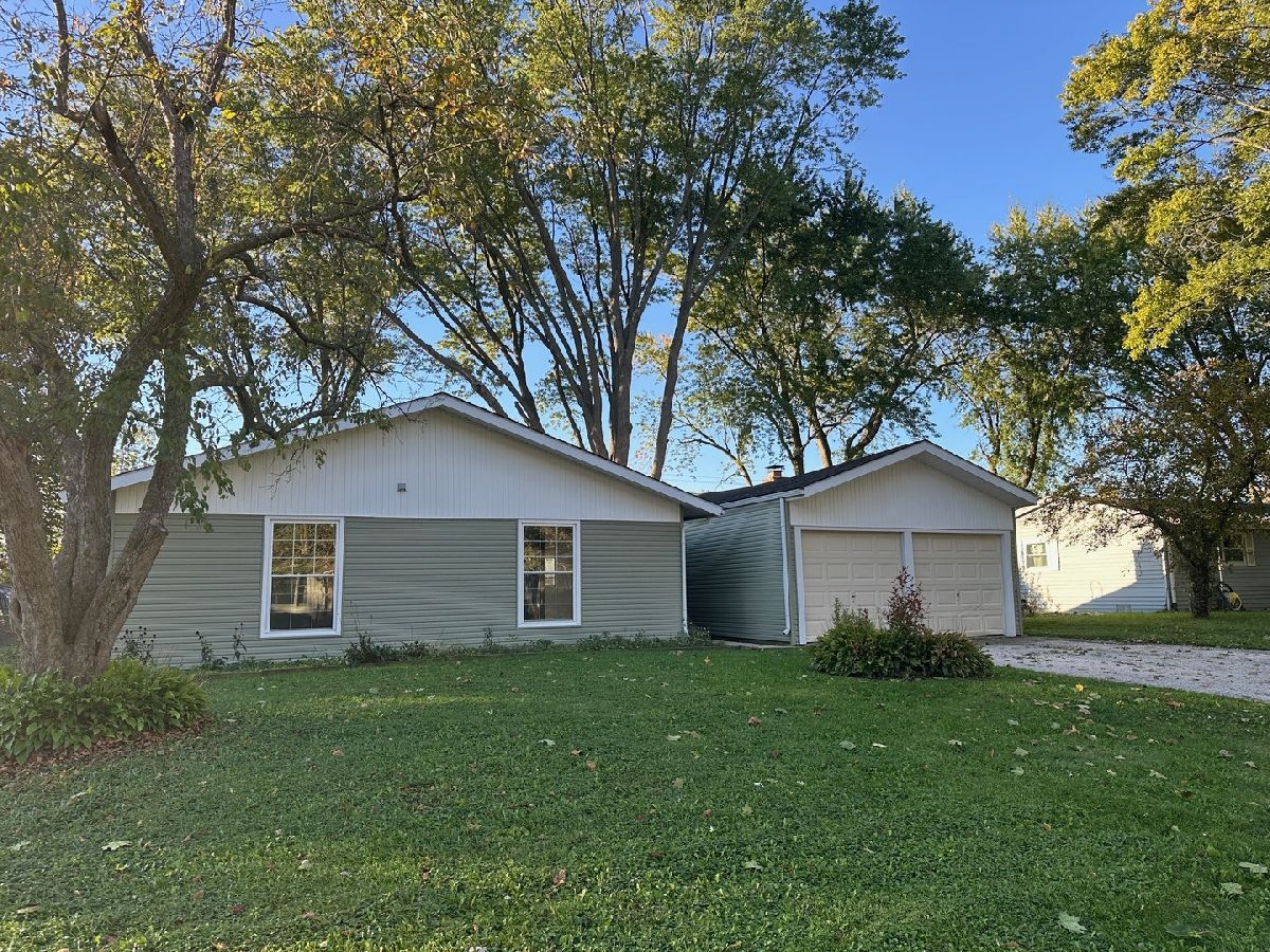  Rented Cary Illinois, 3003 Killarney