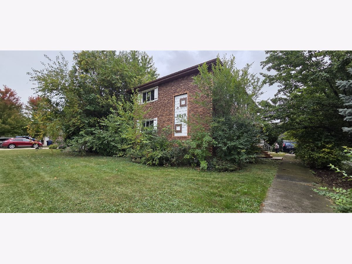  For Sale Justice Illinois, 8643 73rd Place