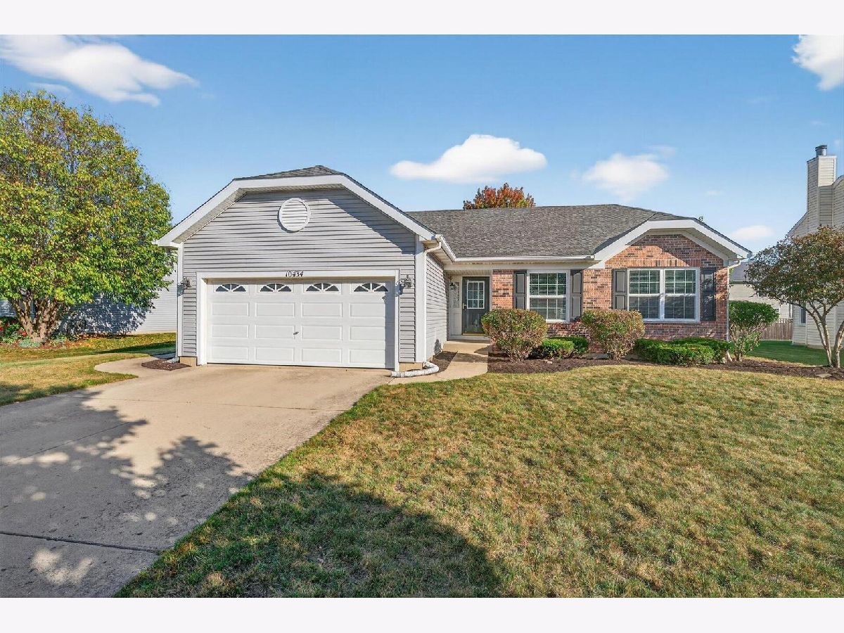  For Sale Huntley Illinois, 10434 Casselberry