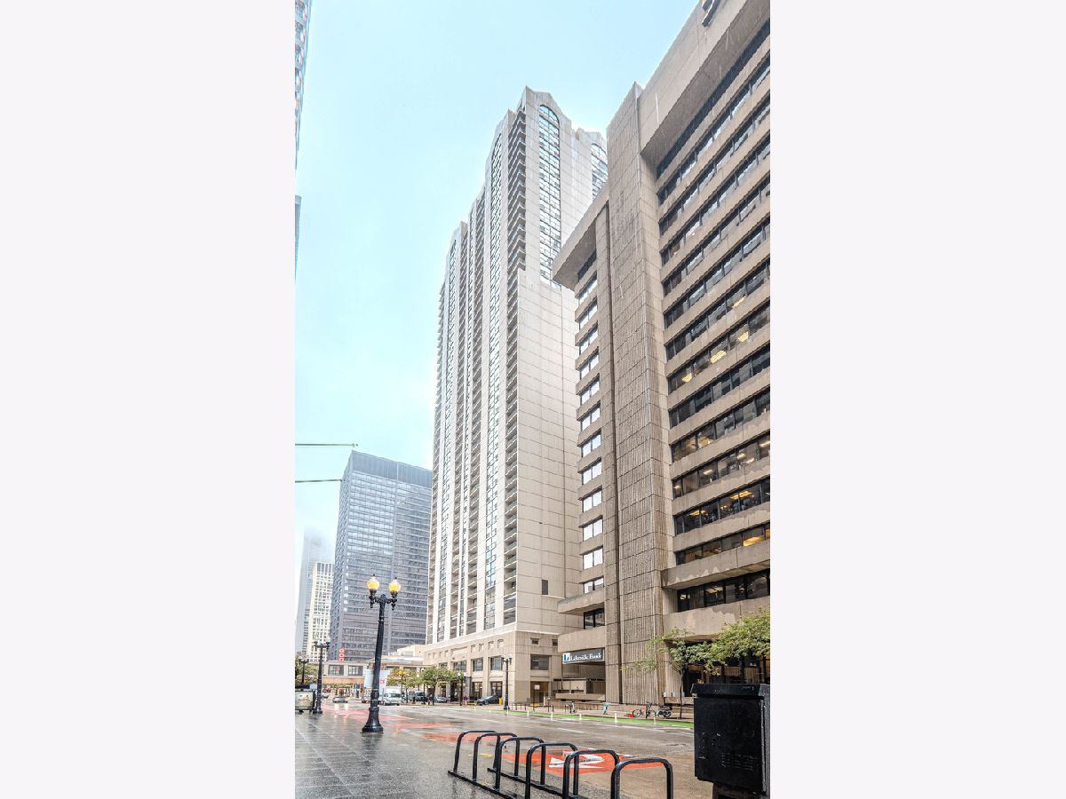  For Rent Chicago Illinois, 200 Dearborn