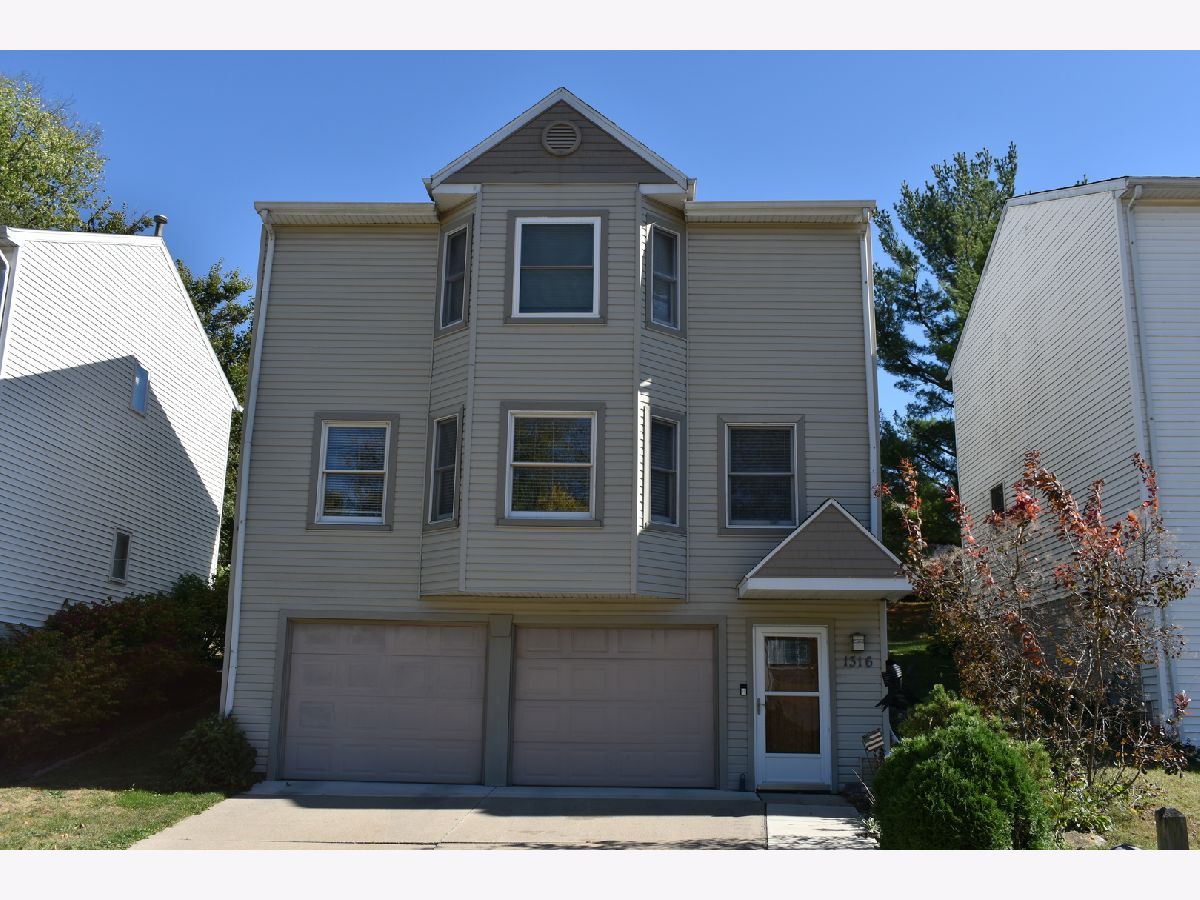  For Sale Bloomington Illinois, 1316 Hinshaw Avenue