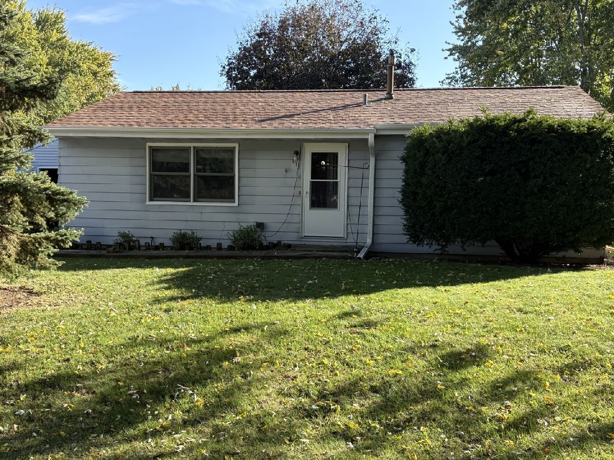  For Sale Rochelle Illinois, 333 Rosalind Road