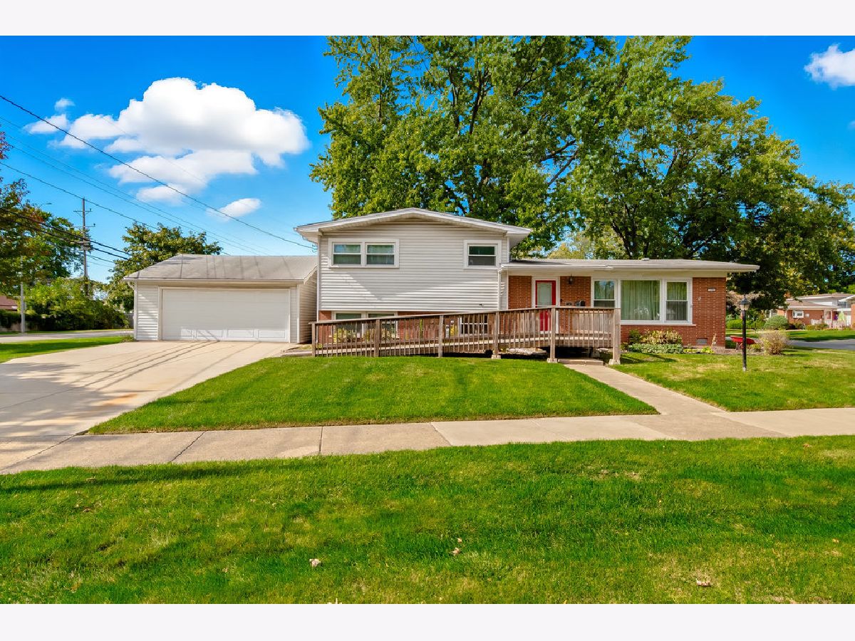 For Sale Chicago Heights Illinois, 178 Normandy Drive