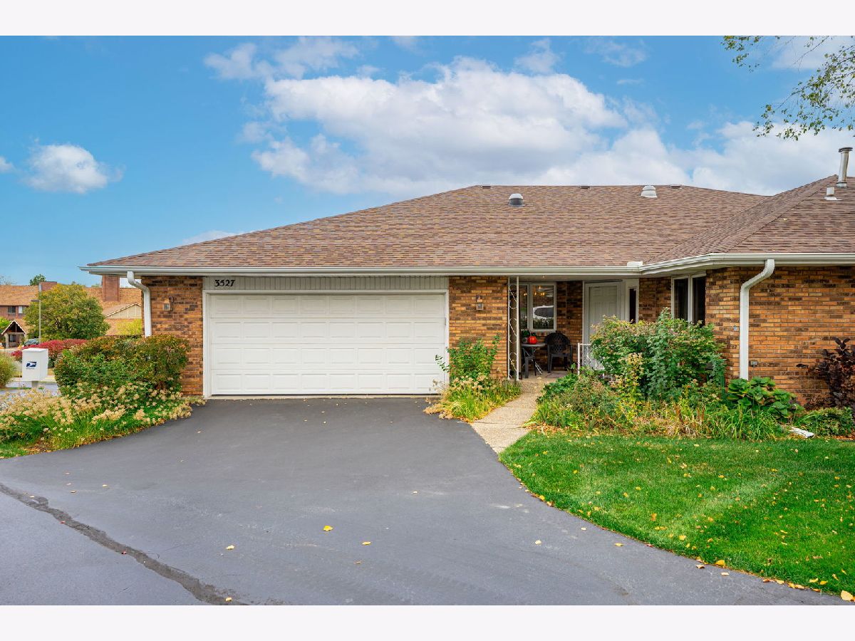  For Sale Rockford Illinois, 3527 Inglenook Lane