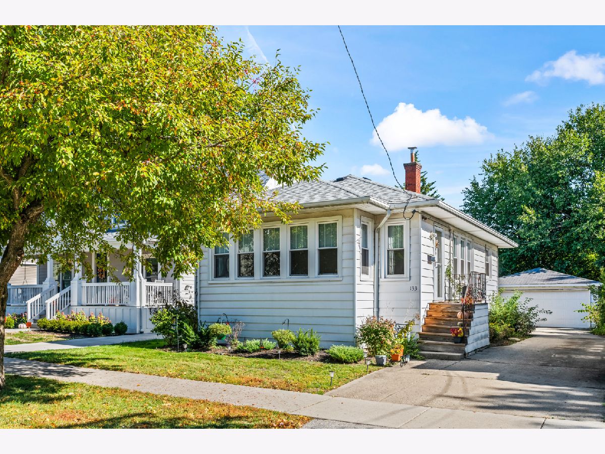  Rented Arlington Heights Illinois, 133 Vail