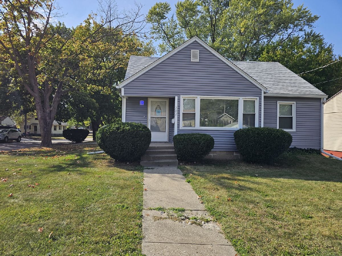  For Sale Rockford Illinois, 702 Independence Avenue