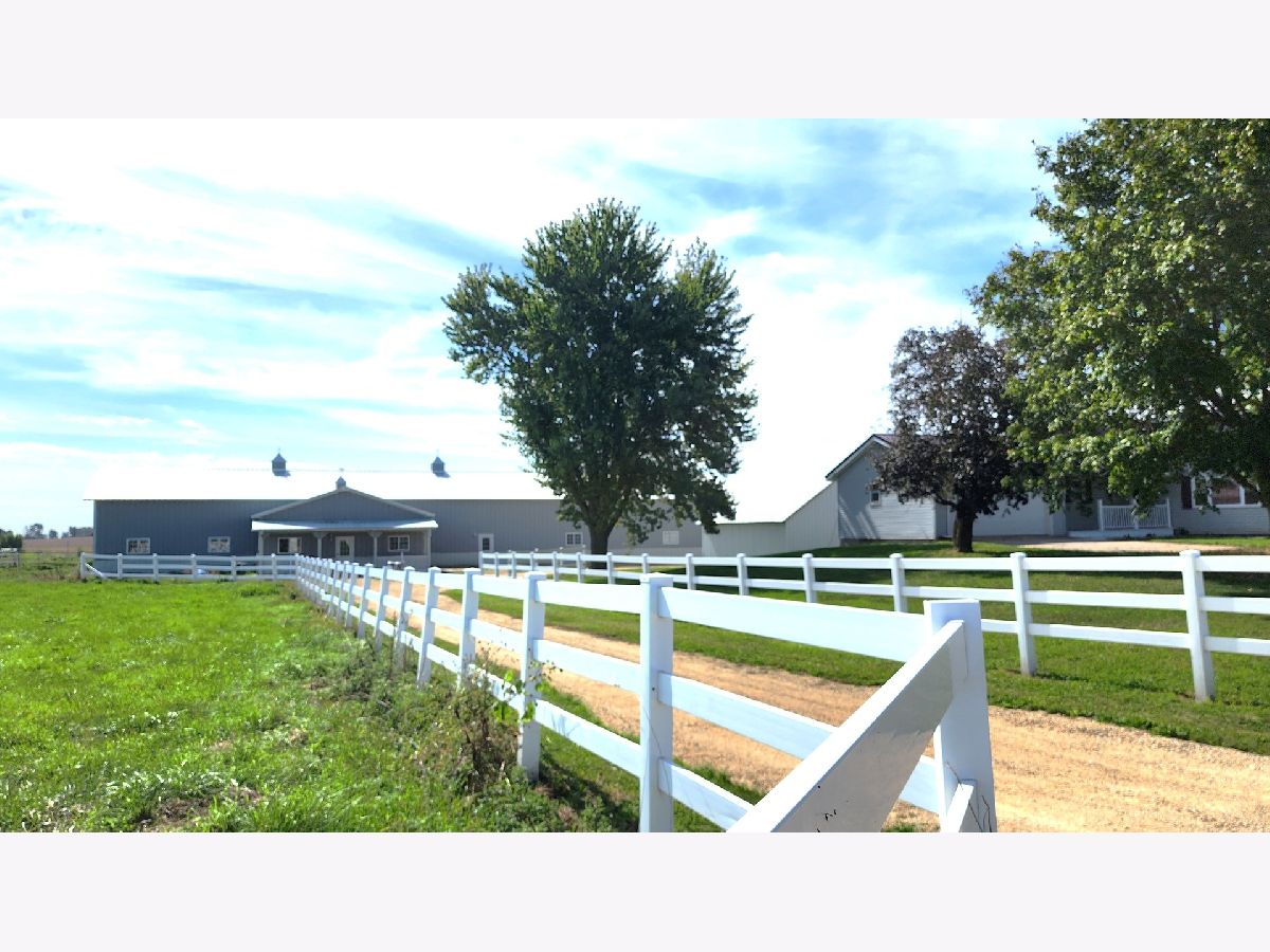 For Sale Poplar Grove Illinois, 6079 Manchester Road