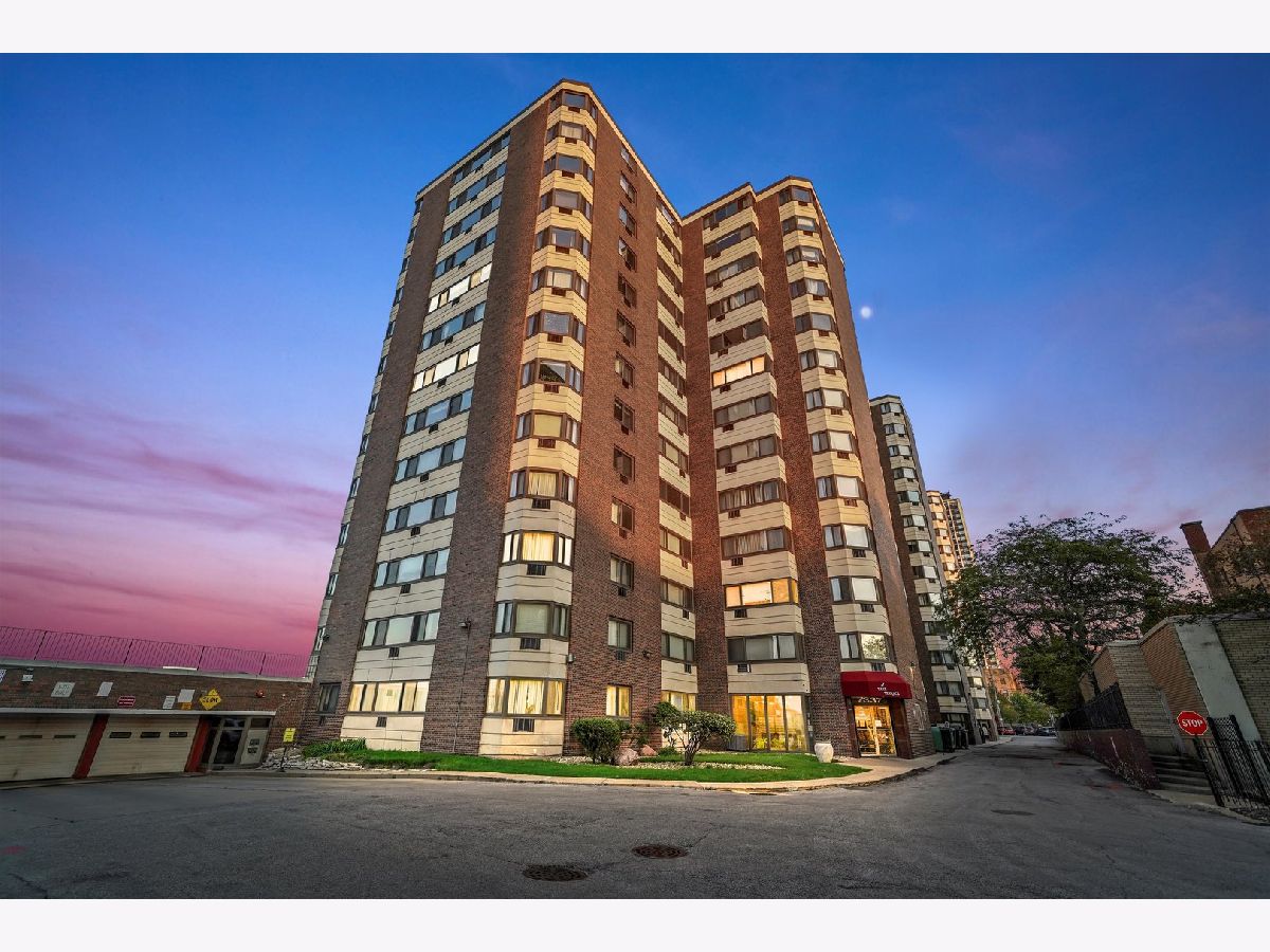 For Sale Chicago Illinois, 7337 South Shore Drive