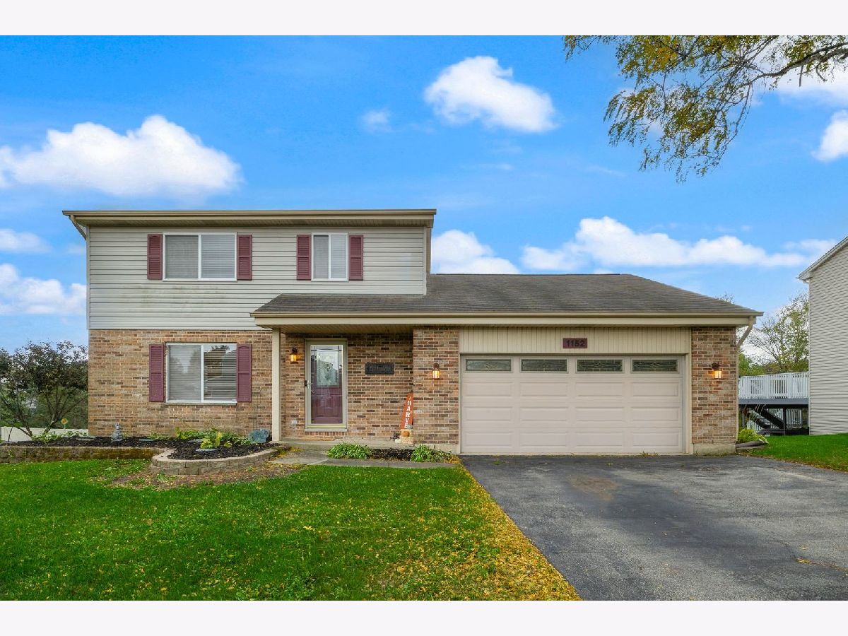  Sold Carol Stream Illinois, 1152 Evergreen