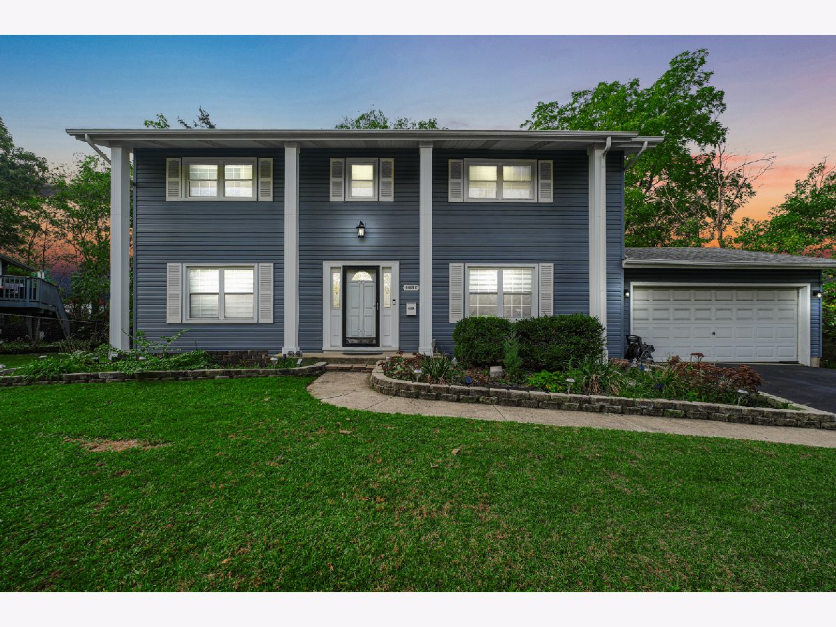  For Sale Woodridge Illinois, 4 Wolfe Court