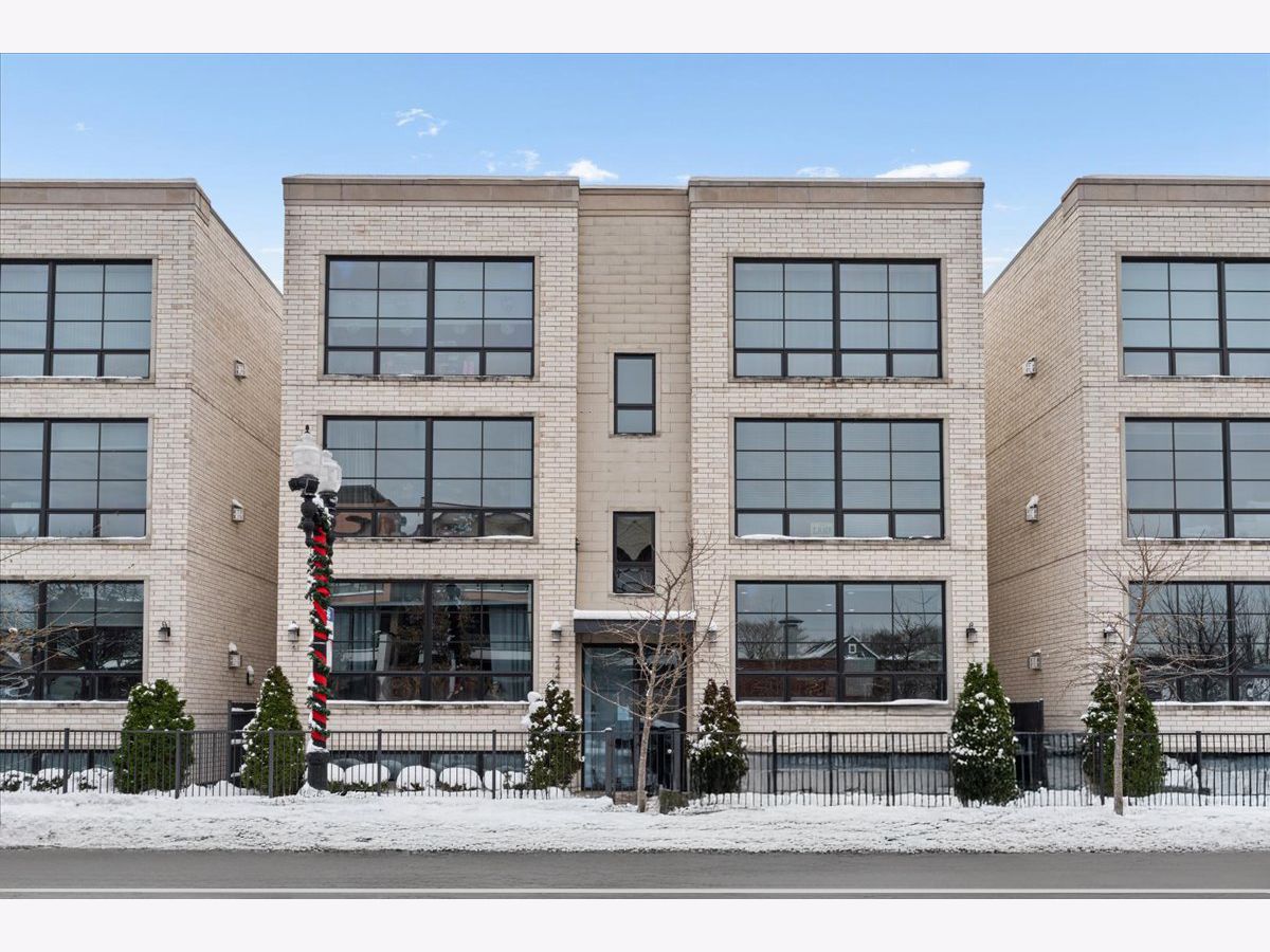  Sold Chicago Illinois, 2447 Irving Park