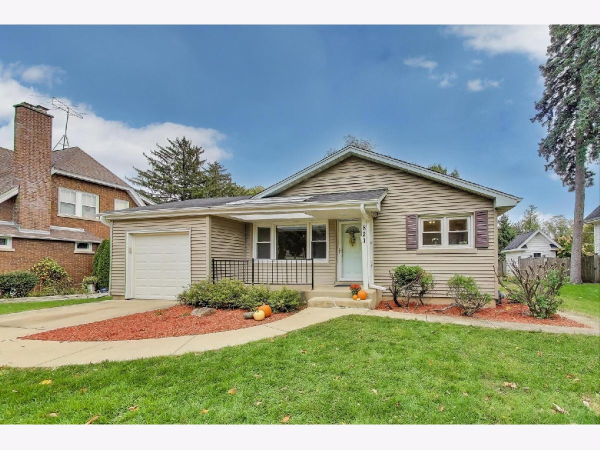  For Sale Wheaton Illinois, 821 Warrenville Road