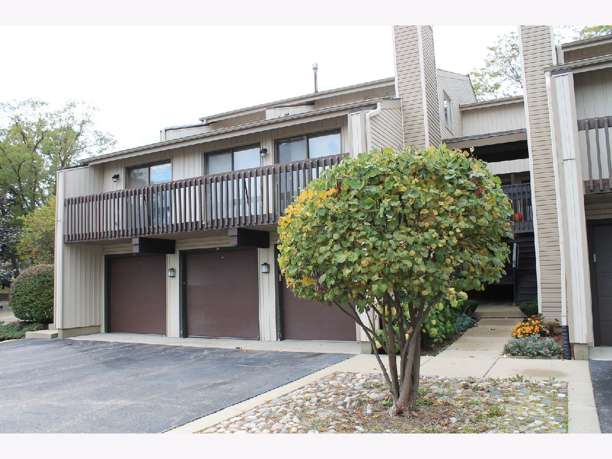 For Sale Fox Lake Illinois, 69 White Oaks Road