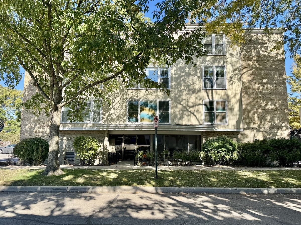  For Sale Wilmette Illinois, 601 Ridge Road