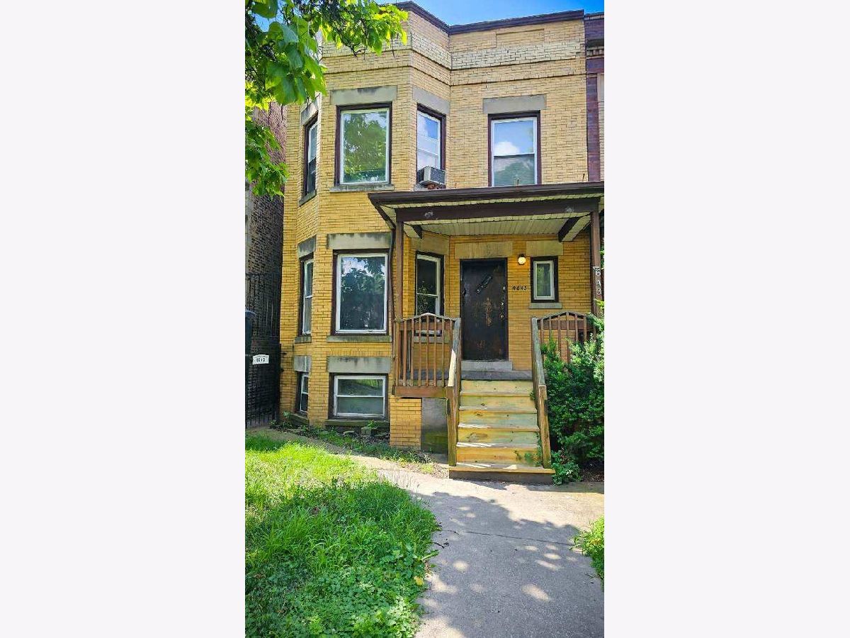  For Sale Chicago Illinois, 4643 Monroe Street