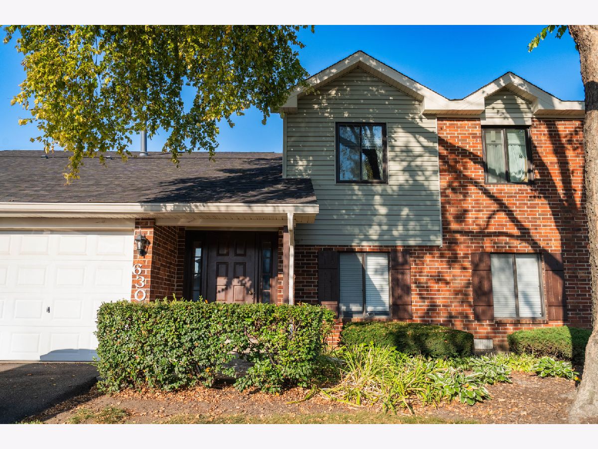 For Rent Roselle Illinois, 630 Cumberland
