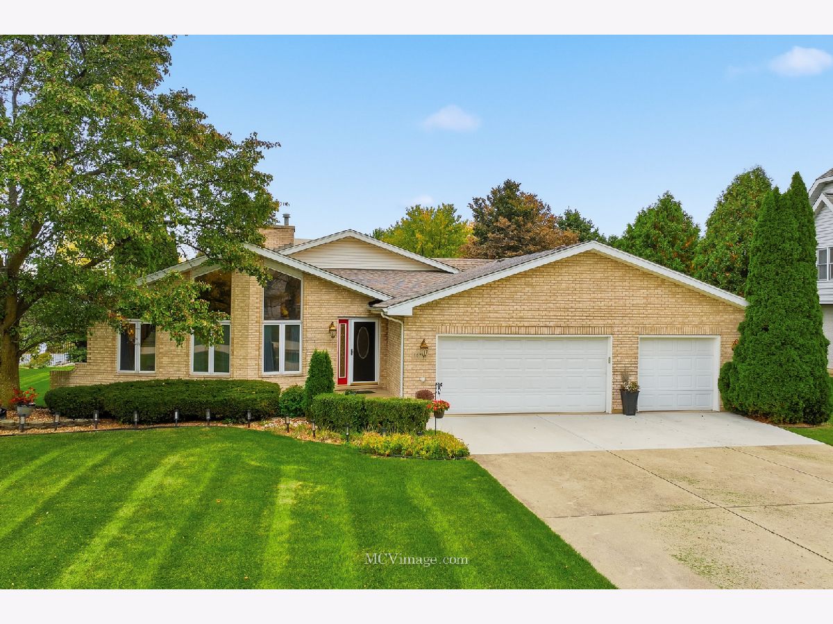 Homes For Sale Stadtler Ridge Estates Homer Glen Illinois, 14761 Marilynn Lane