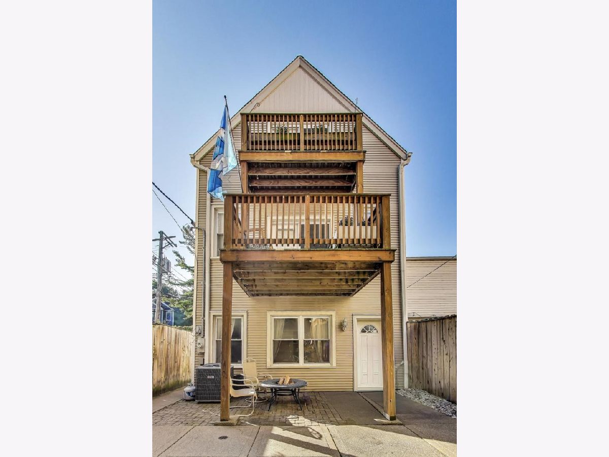 For Sale Chicago Illinois, 1437 Belmont Avenue