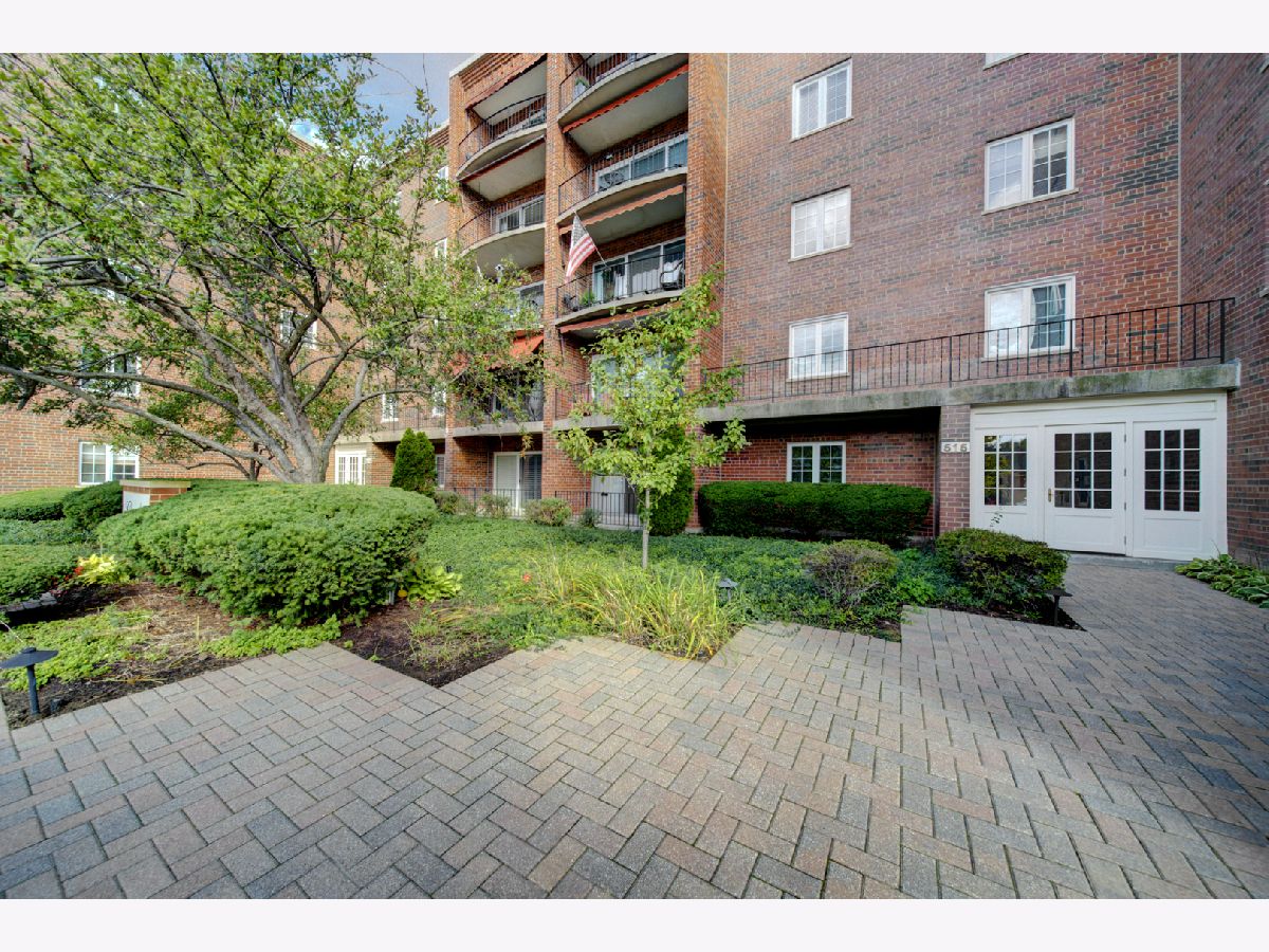 For Sale Glen Ellyn Illinois, 515 Main Street