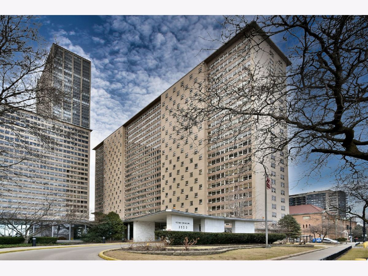  For Sale Chicago Illinois, 3950 Lake Shore Drive