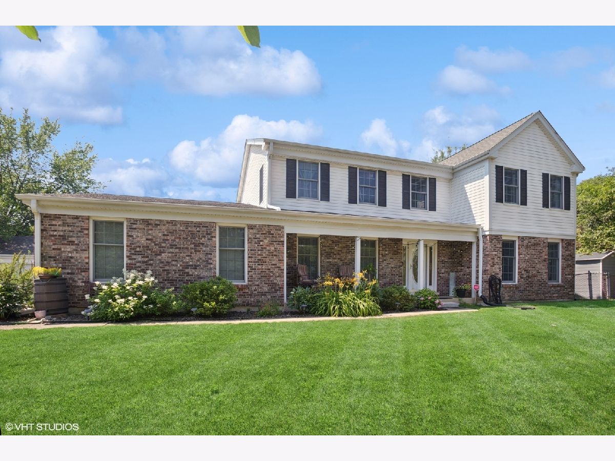  For Sale Barrington Illinois, 523 Ela Road