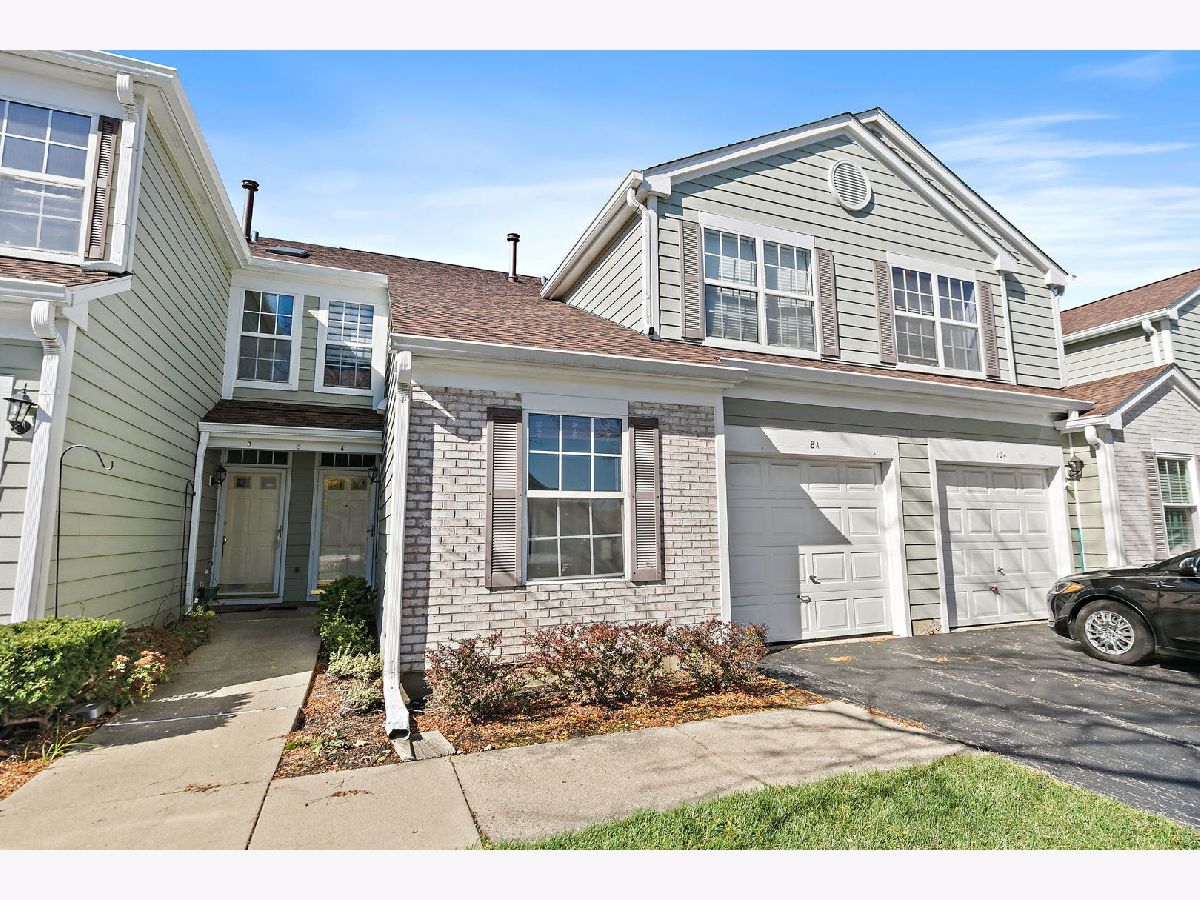  For Sale Streamwood Illinois, 8 Taft Court