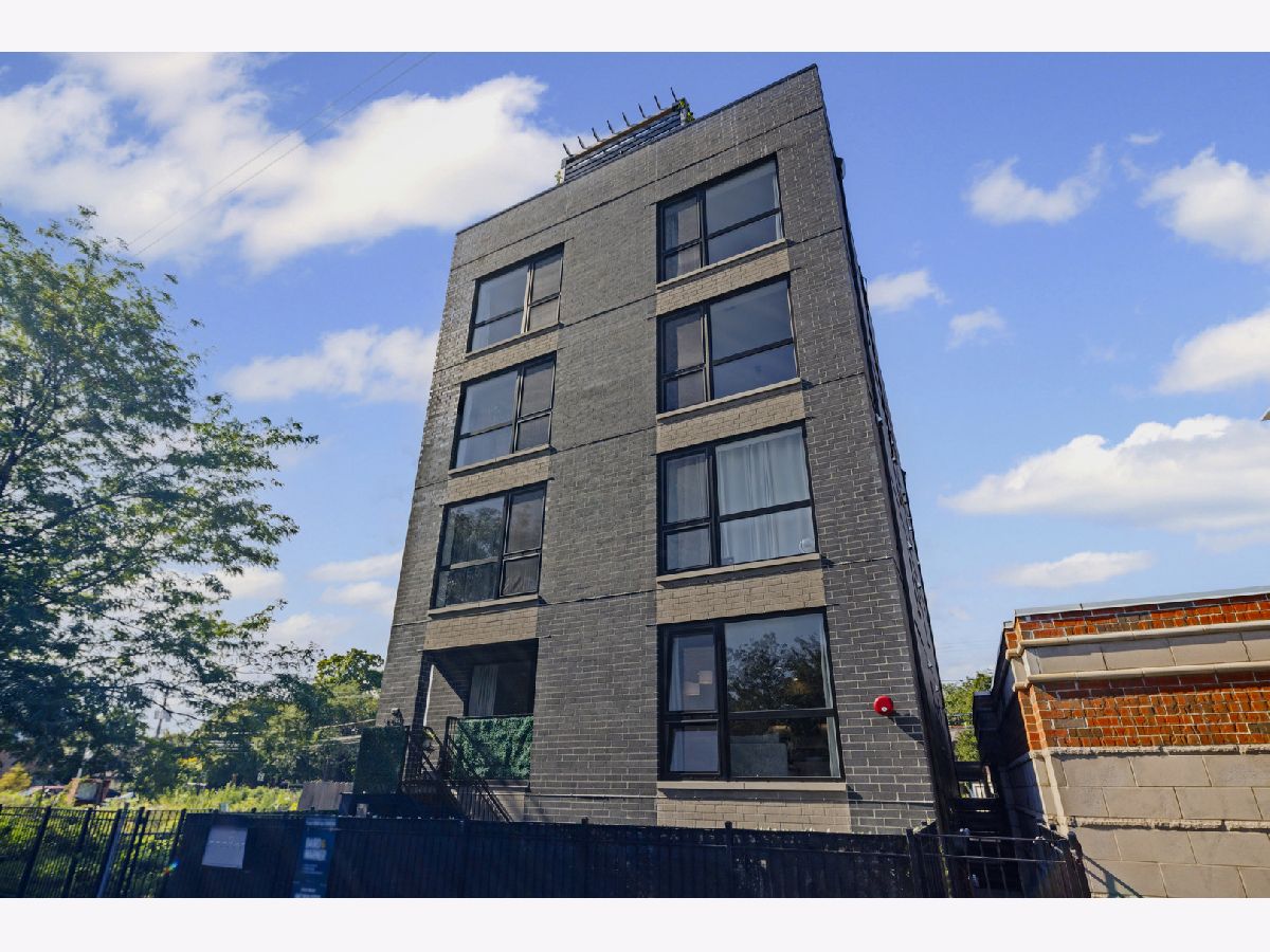  For Sale Chicago Illinois, 5914 Lincoln Avenue
