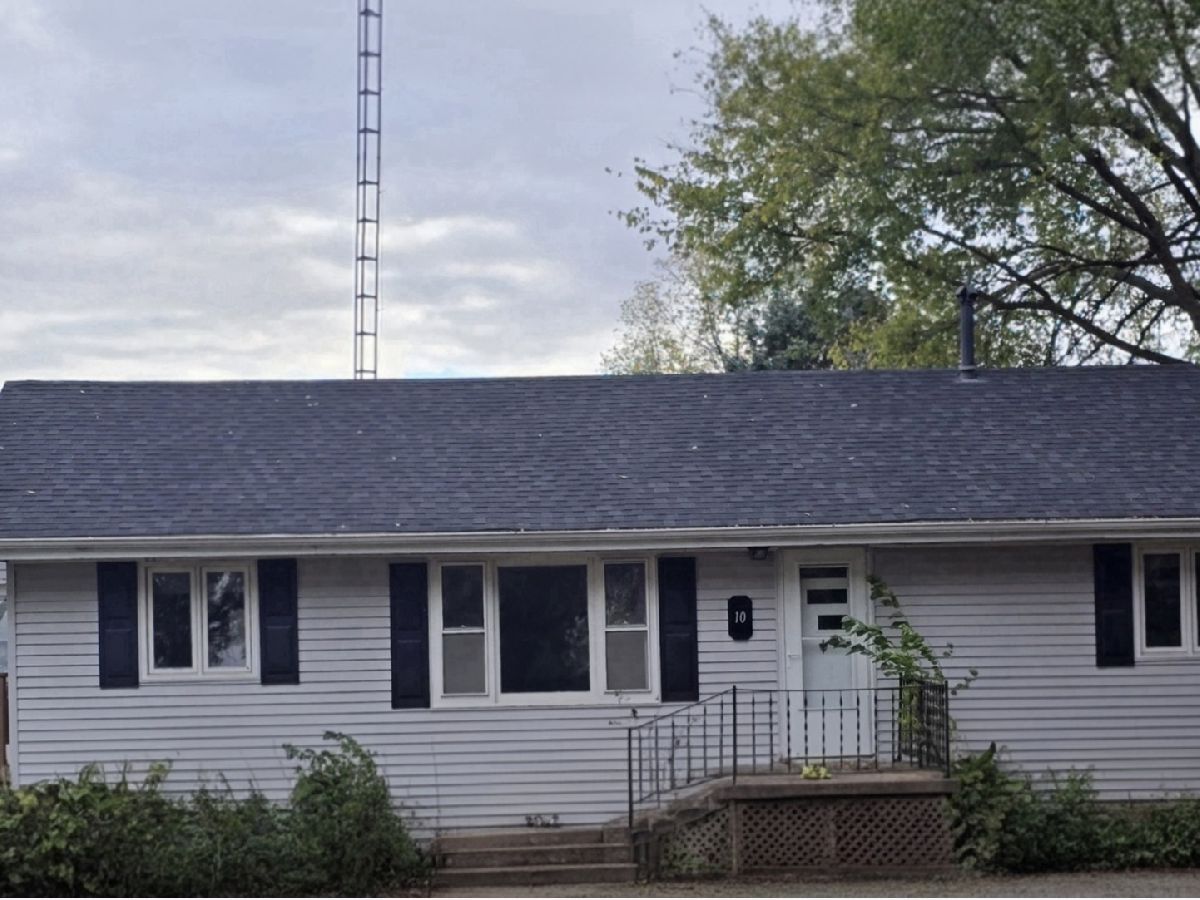  For Sale Piper City Illinois, 10 Piper City Street