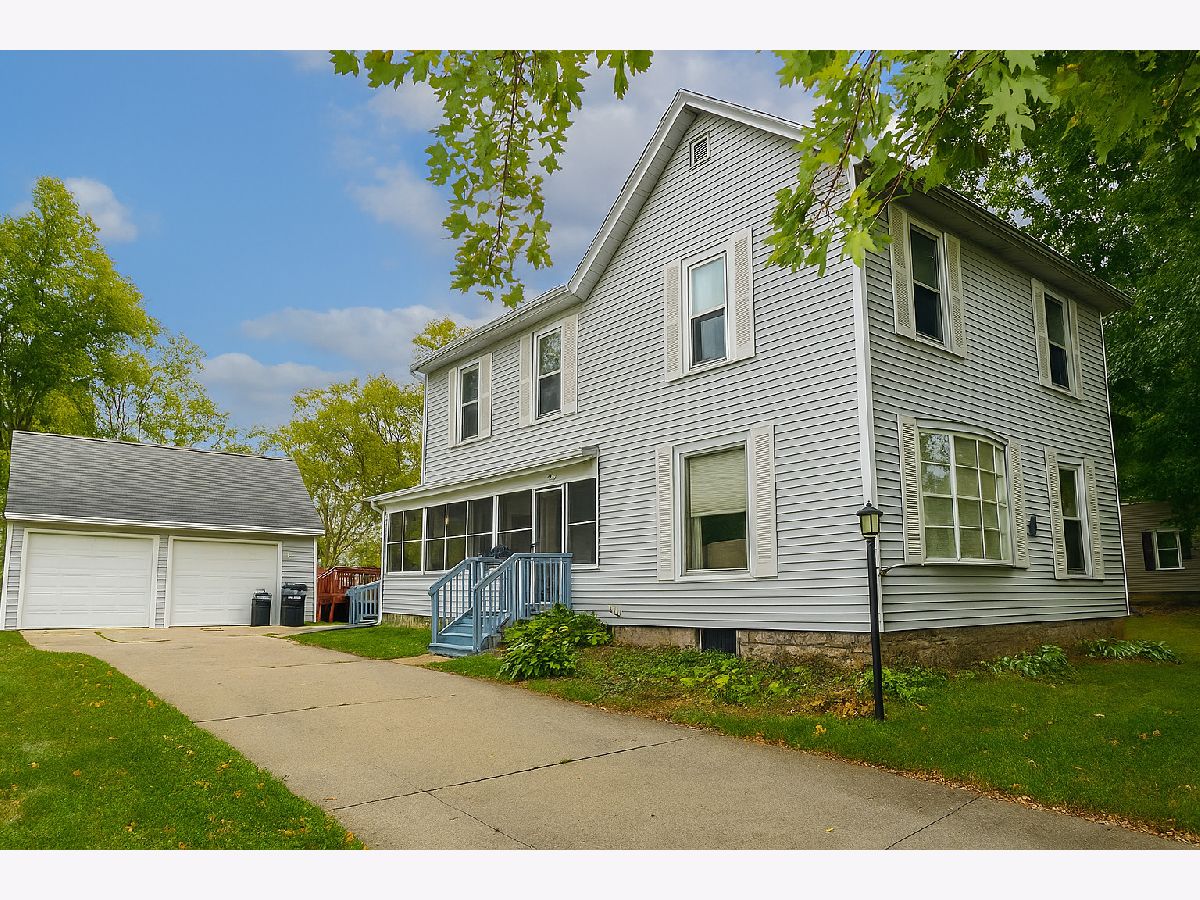  For Sale Ottawa Illinois, 1050 State Street