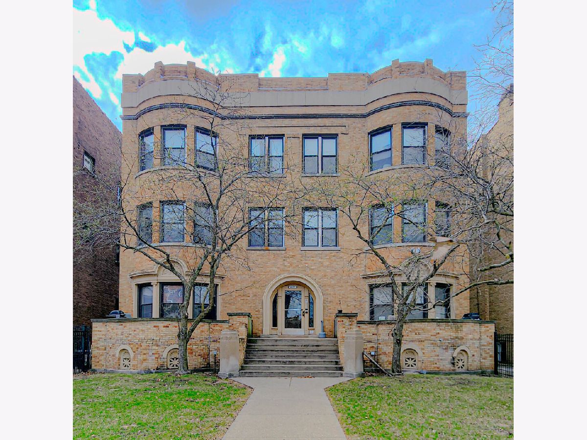  Rented Chicago Illinois, 4322 Sheridan
